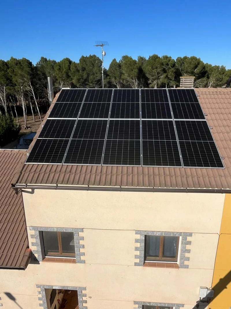 Placas solares residenciales en Zaragoza Autoconsumo solar residencial en Zaragoza y Navarra